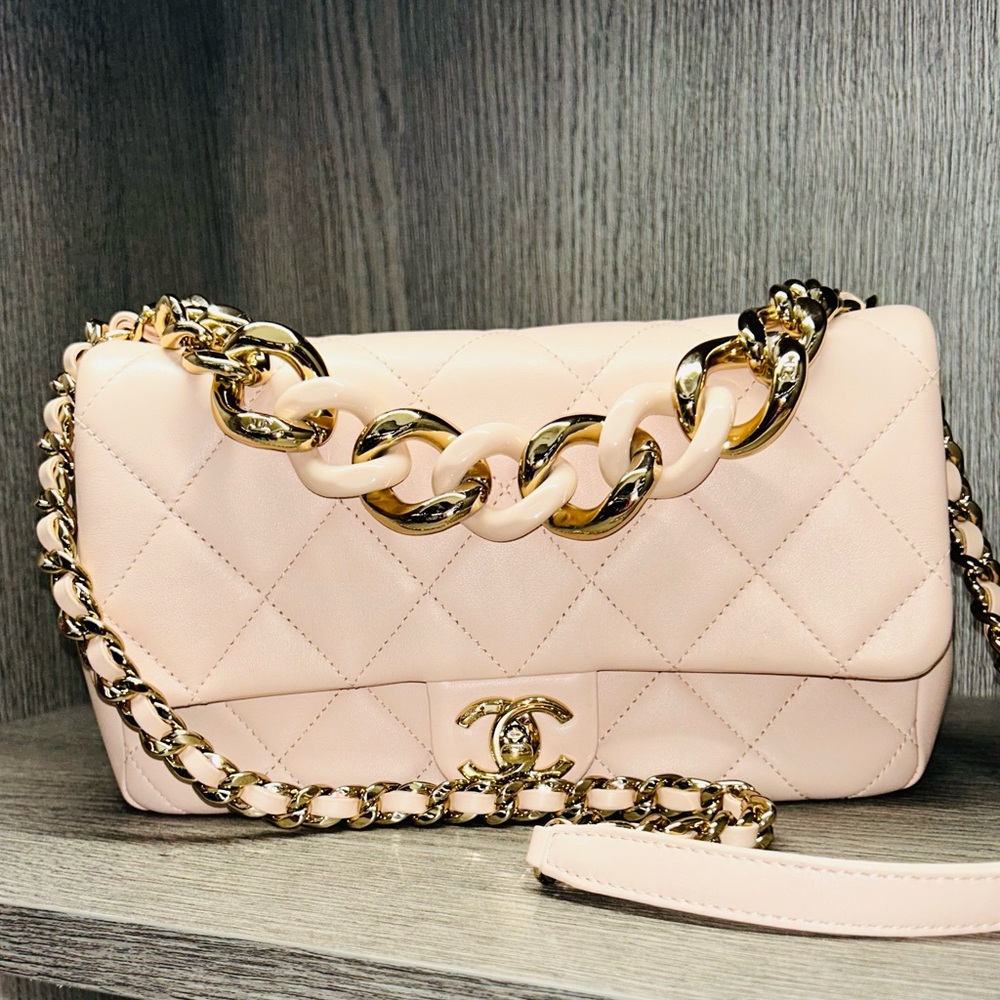 Chanel Beige Nude Flap Bag - Lambskin Quilted Resin Bi-Color Chain - Picture 3 of 11